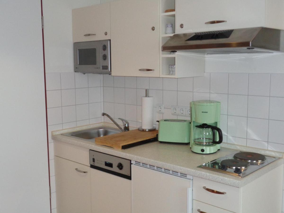 Hafenresidenz - Ferienwohnung 37 Wiek auf Ruegen Exterior photo