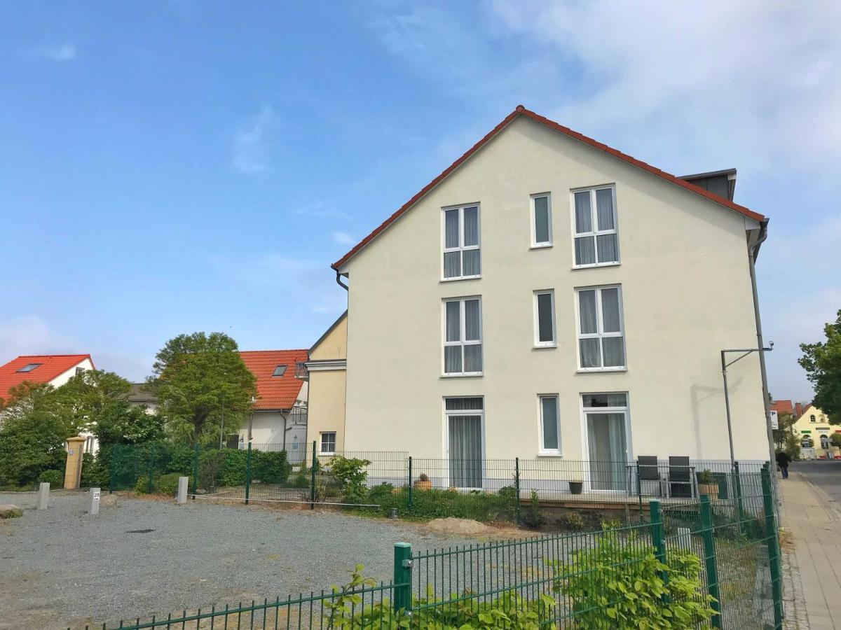 Hafenresidenz - Ferienwohnung 37 Wiek auf Ruegen Exterior photo